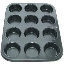 baking form muffins